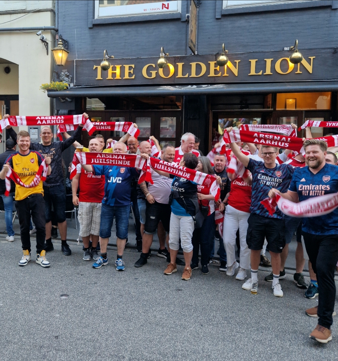Golden Lion Pub